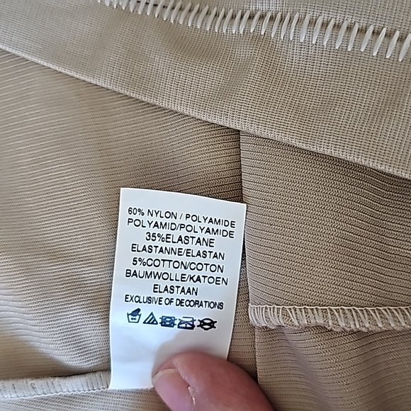 NWOT 6X VENUS SHAPEWEAR - Picture 4 of 4